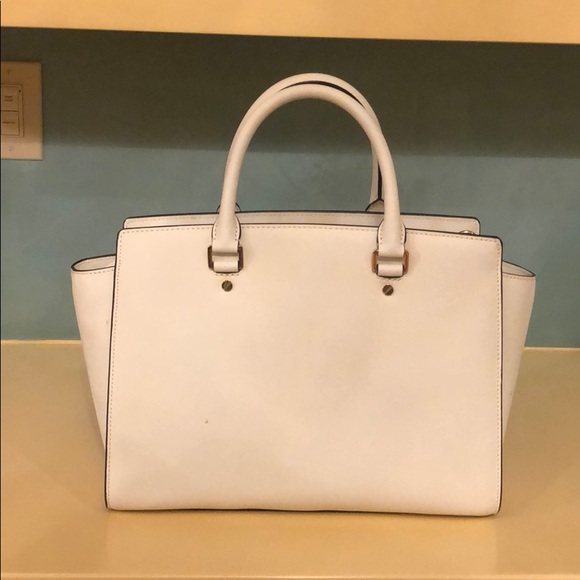 Michael kors handbag - Picture 2 of 9